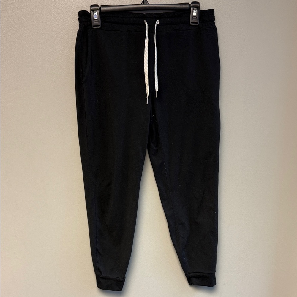 Vuori Women’s Performance Joggers Black Size S